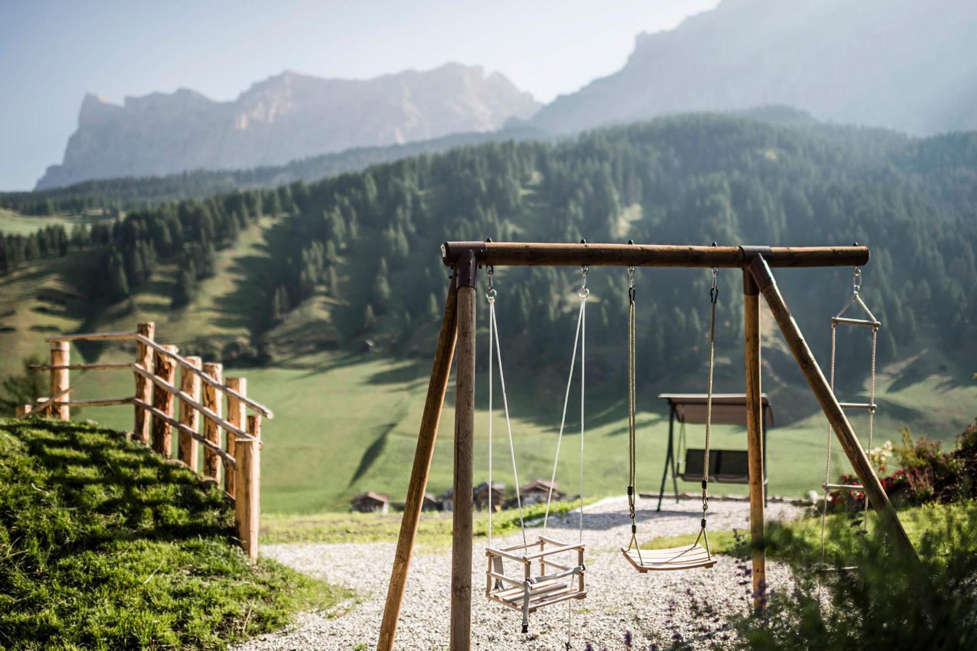 Surega - Idyllic Farmhouse San Cassiano  Extérieur photo